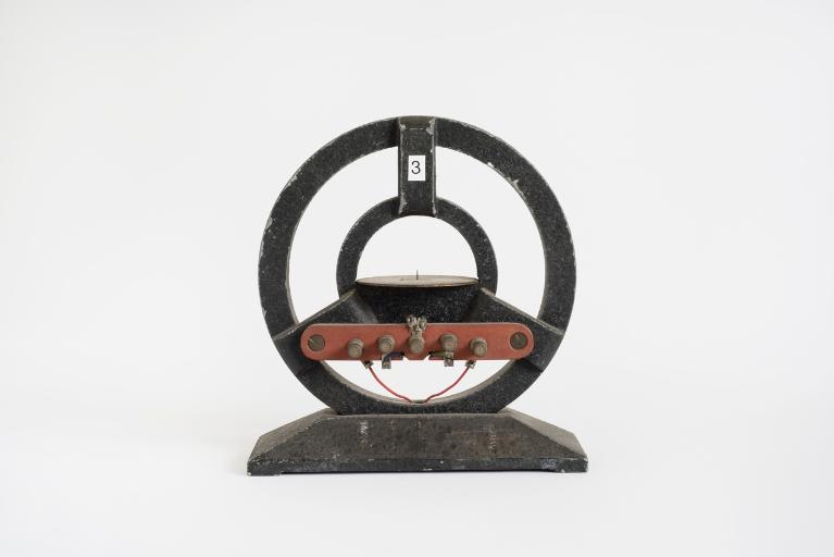 Collections pédagogiques du Lycée Ernest Renan, 2-4 Boulevard Hérault (Saint-Brieuc)