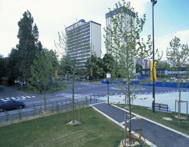 Cité de l'Office Public d'Habitations à Loyer Modéré, cours Kennedy (Rennes)
