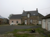 Ferme, la Cour Poisson (Rannée)