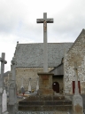 Croix de cimetière, place de l'Eglise (La Baussaine)