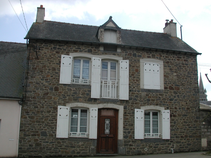 Maison, 46 rue de la Libération (Tinténiac)