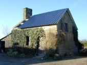 Ferme, rue de Paris (Cuguen)