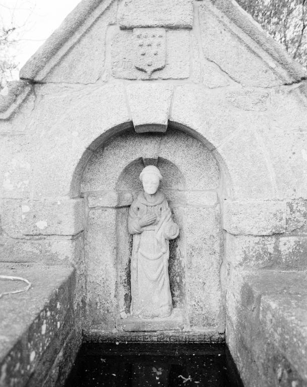 Fontaine de dévotion Saint-Bertin, Caruhel (Guillac)