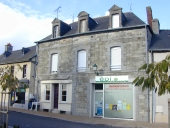 Magasin de commerce, 3, 5 rue Pierre de Langle (Torcé)