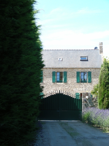 Maison, la Motte aux Anges (Saint-Jouan-des-Guérets)