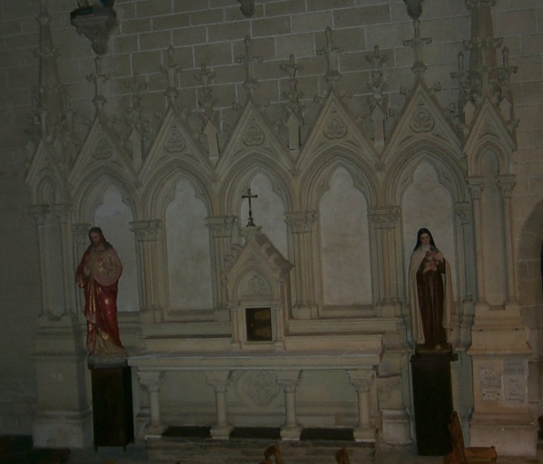 Ensemble de l'autel de la Vierge : autel, tabernacle, retable, 2 gradins d'autel