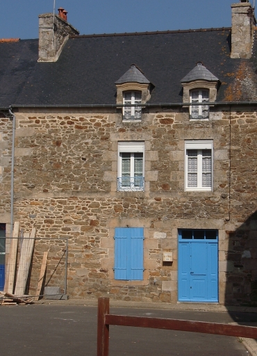 Maison, 33 rue de la Fontaine (Créhen)