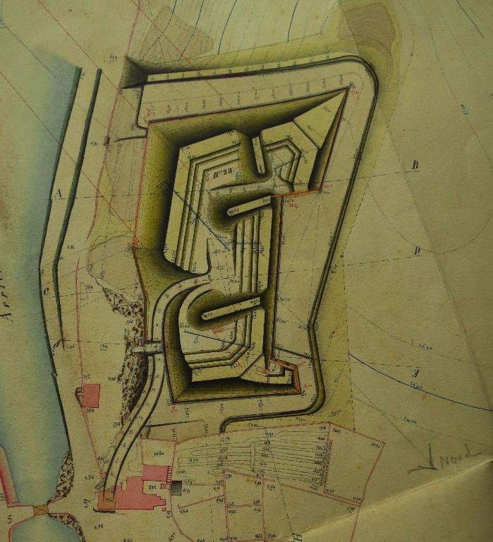 Ouvrage de Beausoleil, enceinte urbaine (Le Palais)