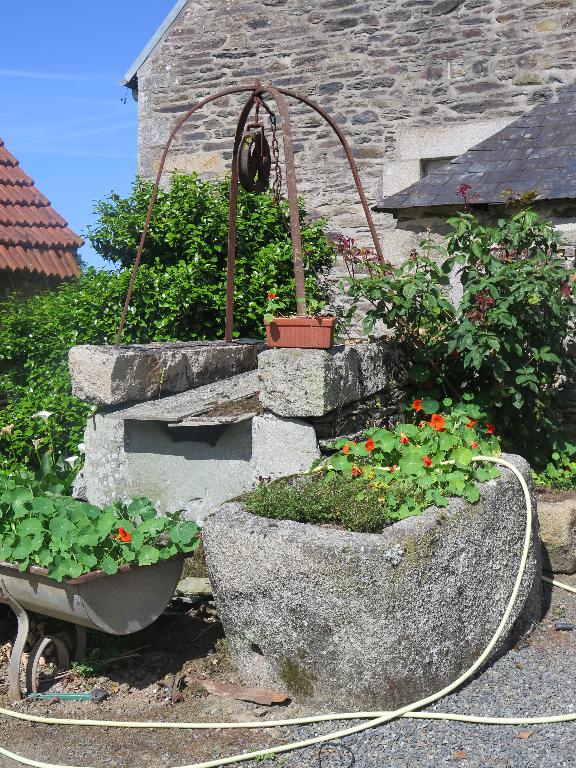 Les maisons, logis, fermes et dépendances de la commune de Rospez