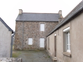 Maison, 12 place de l'Eglise (Kerbors)