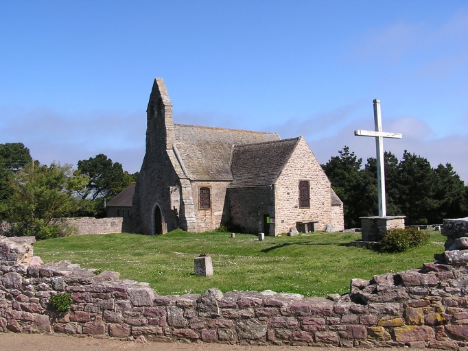 Ancienne église paroissiale de Pléhérel, dite église du Vieux-Bourg, place de la Chapelle (Fréhel)
