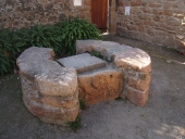 Puits, bourg (île de Bréhat)