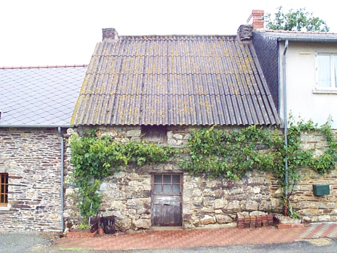 Maison, Tréluyer (Maure-de-Bretagne fusionnée en Val d'Anast en 2017)
