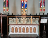 Ensemble du maître-autel : autel, tabernacle, exposition, gradin d'autel, 2 degrés d'autel