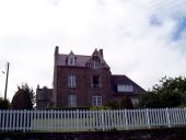 Maison de villégiature, 5 rue du Mont-Saint-Michel ; 1 rue Emile Lecerf (Cancale)