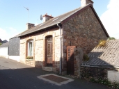 Maison, rue des Ecoles, Loguivy-de-la-Mer (Ploubazlanec)