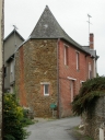 Maison à boutique, 2-4 impasse de la Forge (Guipel)