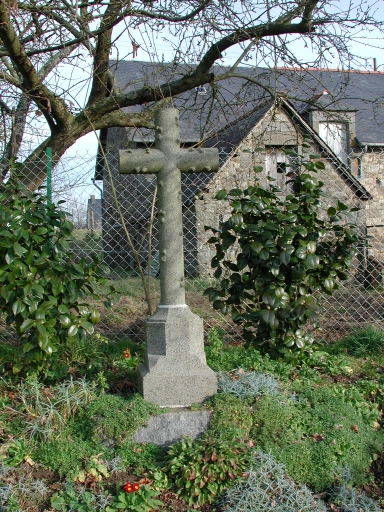 Croix de chemin, la Croix (Saint-Pierre-de-Plesguen fusionnée en Mesnil-Roc'h en 2019)