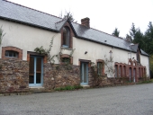 Ferme, le Bois de l'Ourmais (Saint-Erblon)