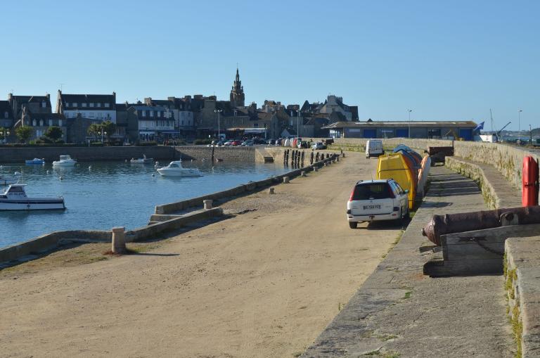 Fortifications et ensemble fortifié du port de Roscoff (Mo 95)