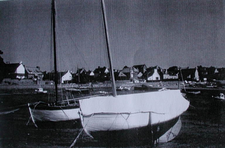 Bateau de plaisance : "Croix du Sud"
