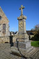 Monument aux morts (Ploubezre)
