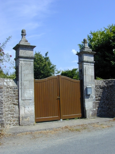Alignement de maisons, le Petit Veaupiard (Saint-Briac-sur-Mer)