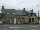 Alignement de trois maisons, 15 rue du Pont des Arches (Moutiers)