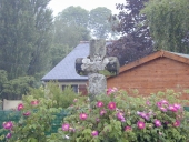 Croix de chemin, la Croix Thomas (Montreuil-le-Gast)