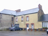Maison, 20 place de l'Eglise (Pipriac)