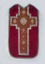Ornement rouge 2 : chasuble, bourse de corporal, étole