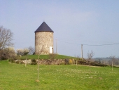 Moulin dit du Bourg, près du Vaupinel (Saint-Méloir-des-Ondes)