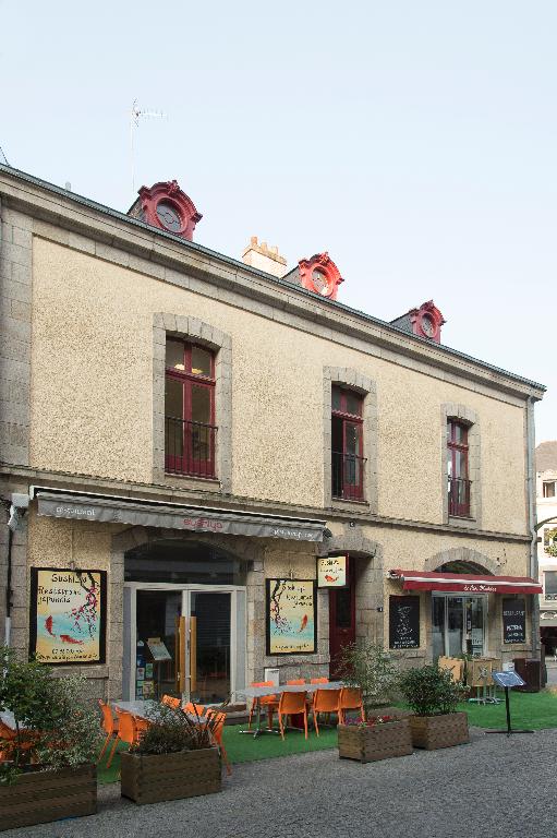 Maison, 13 rue Thomas de Closmadeuc (Vannes)