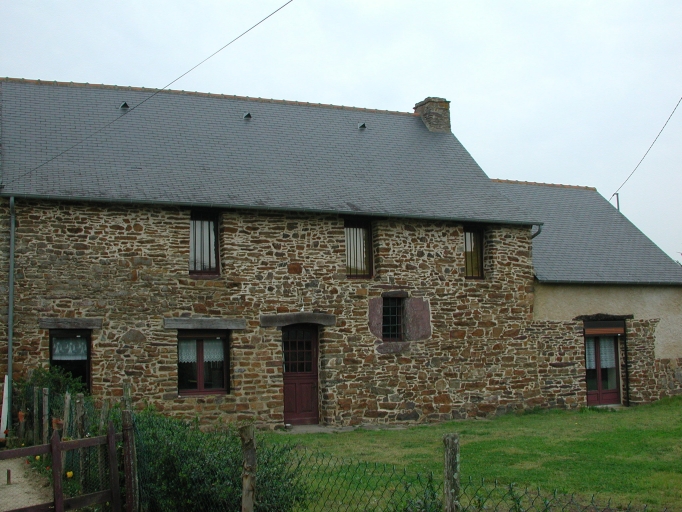 Ferme actuellement logement, la Vigne (Bréal-sous-Montfort)