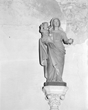 Statue (petite nature) : Vierge à l'Enfant, église paroissiale Saint-Georges (Châtillon-en-Vendelais)