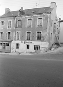 Maison, 8, 10 avenue Carnot (Le Palais)