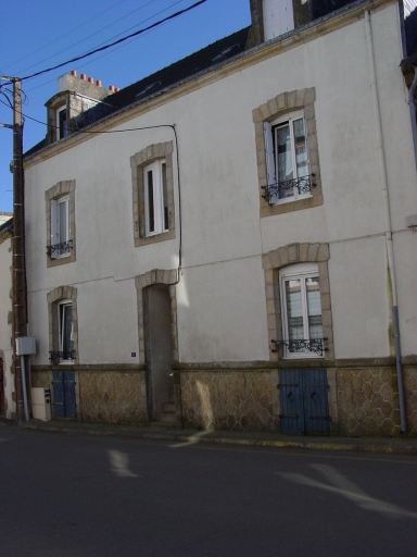 Maison, 10 rue du Général Leclerc (Etel)
