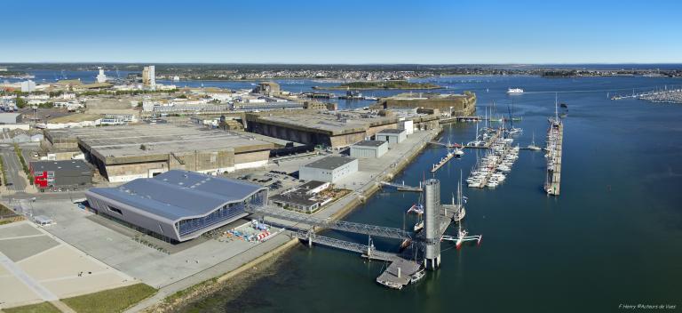 Base navale allemande de Lorient dite "base de sous-marins de Keroman" puis Port de La Base de Lorient
