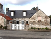 Maison, rue Montesquieu, le Sépulcre (Plérin-sur-Mer)