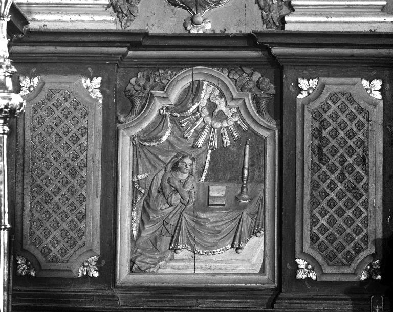 Ensemble de deux bas-relief : Annonciation, église paroissiale Sainte-Édiltrude (Tréflez)