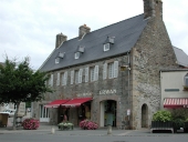 Maison, 11 place de l'Eglise (Plestin-les-Grèves)