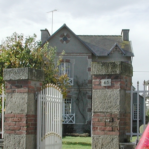 Maison, 65 rue de Kergus, les Quatre-Chemins (Plestin-les-Grèves)