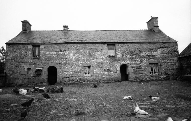 Ferme, Branzar (Locmalo)