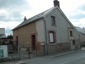 Maison, 11 rue des Potiers (Noyal-Châtillon-sur-Seiche)