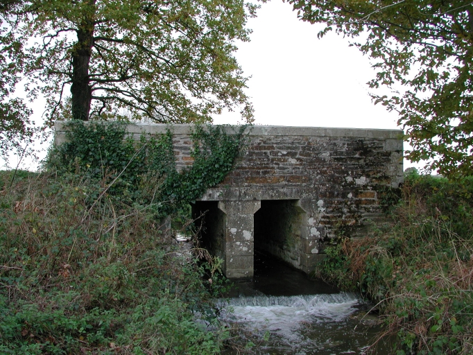 Pont routier, près de Renino (Guipry fusionnée en Guipry-Messac en 2016)