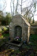 Fontaine de dévotion Notre-Dame-de-la-Clarté (Beuzec-Cap-Sizun)