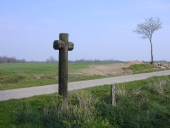 Croix de chemin, les Ardennes (Cuguen)