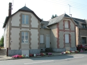 Maisons, 23-25 rue de la Fontaine (Bais)