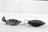 Ensemble de deux coquilles de baptême