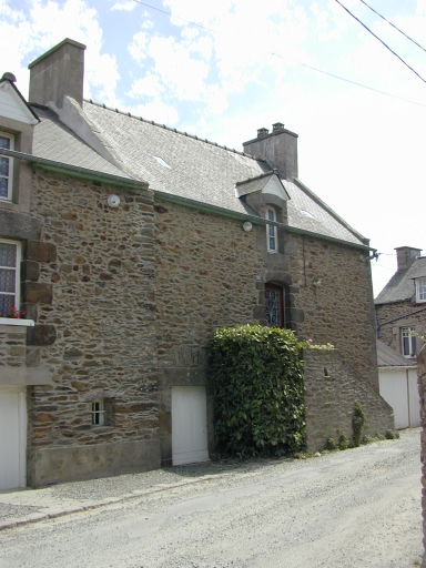 Maison de marin (?), 26 rue du Révérend Père Lebret (Le Minihic-sur-Rance)